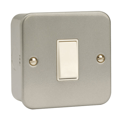 Click 10AX 1 Gang Intermediate Plate Switch Metal Clad